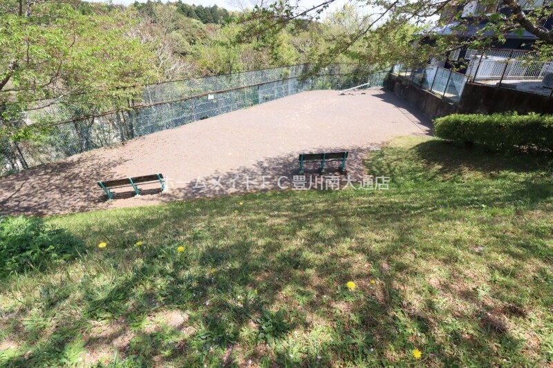 公園　本宮第二公園（公園）まで942m