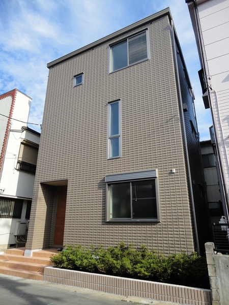 建物外観　旭化成ヘーベルメゾン