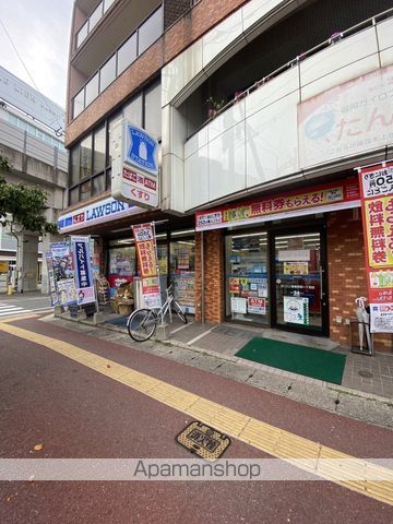 コンビニ　ローソン香椎駅前１丁目店（コンビニ）まで106m
