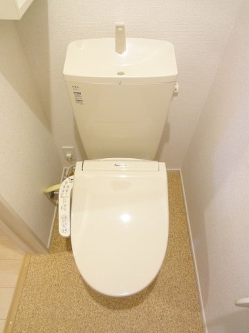 トイレ　清潔感のあるトイレです
