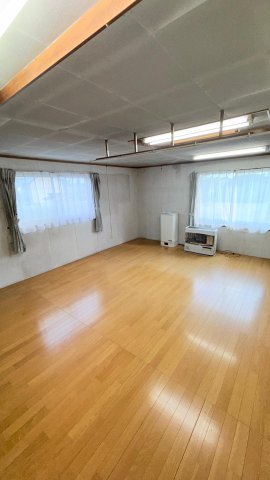 その他部屋・スペース　事務所利用可能な多目的スペース。法人利用も可能