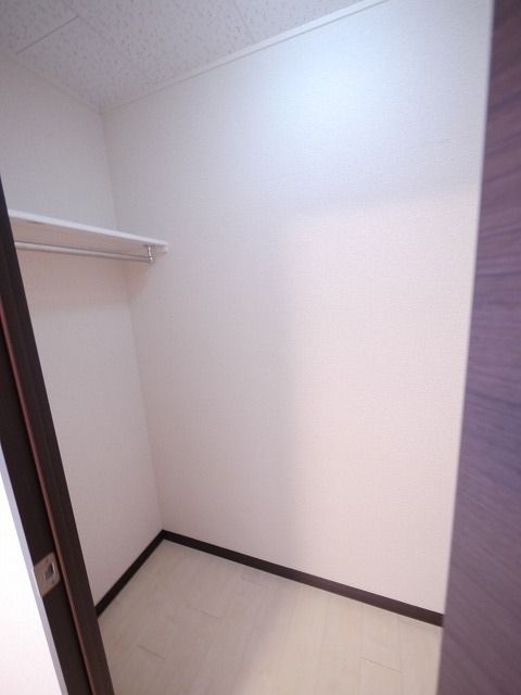 その他設備　★クローゼットたくさん入ります★