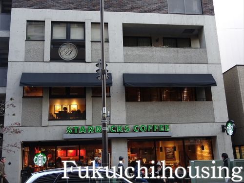 飲食店　スターバックスコーヒー明大前店（飲食店）まで320m