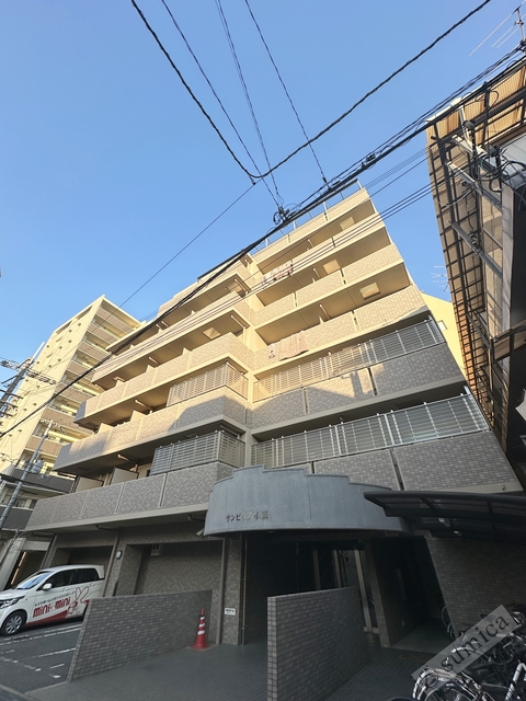 建物外観　鉄筋コンクリート造のガッチリしたマンションです♪♪