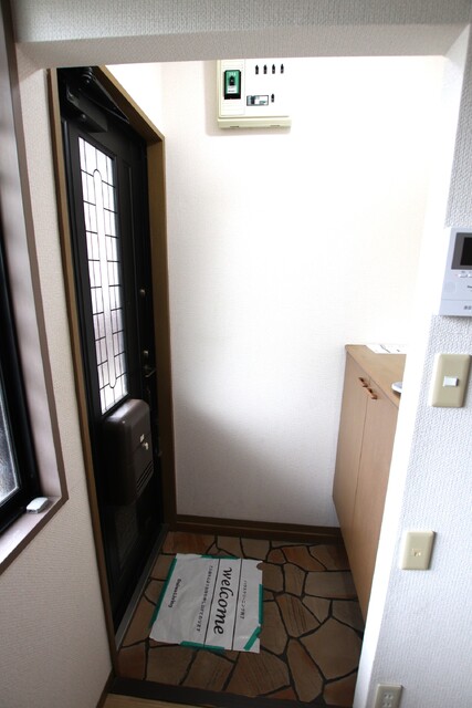 玄関　シューズボックスがあります。