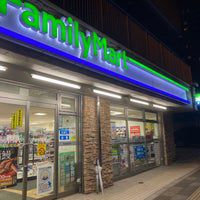 コンビニ　ファミリーマート 高輪一丁目店（コンビニ）まで3213m