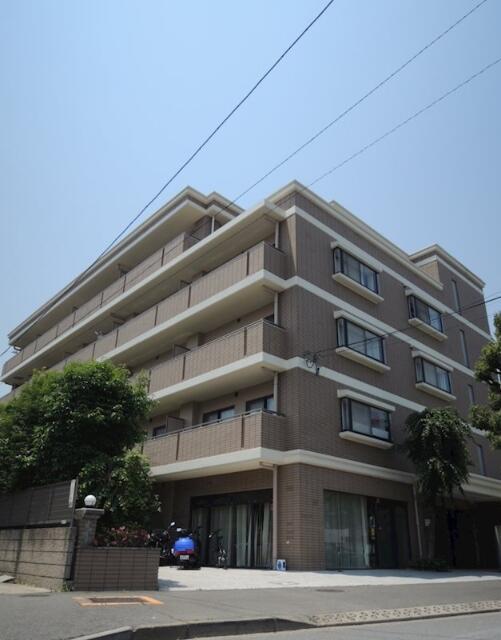 建物外観　落ち着いた雰囲気の外観です