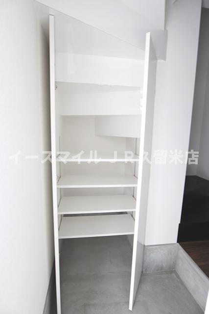 玄関　Cassaの落ち着いた玄関です