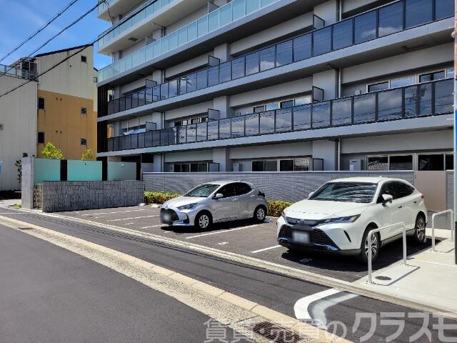 駐車場　敷地内駐車場