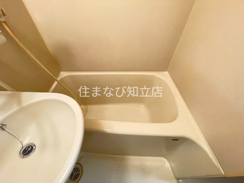 バス・シャワールーム　同型別部屋写真
