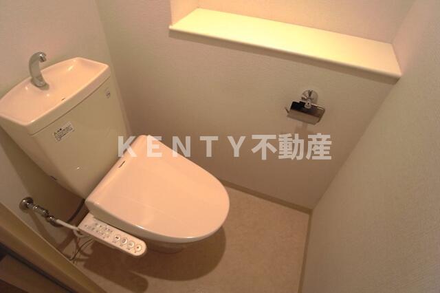 トイレ　落ち着いたトイレです