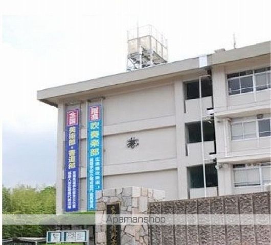 高校・高専　熊野高校（高校・高専）まで900m