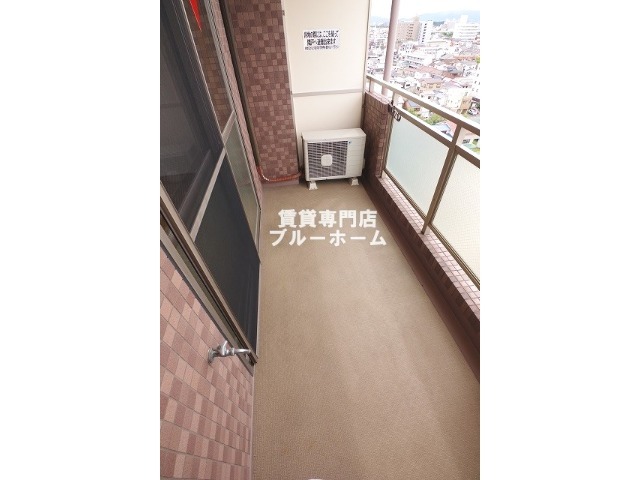 バルコニー　南西向きのバルコニー！