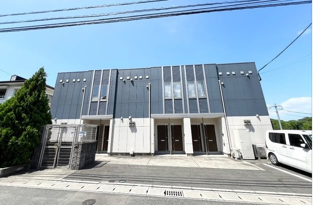 建物外観　須惠町でのお部屋探しは、トーマスリビング粕屋店へご相談下さい