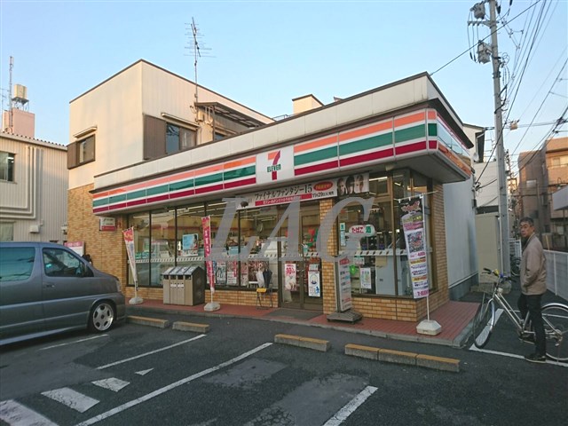 コンビニ　セブンイレブン葛飾東新小岩７丁目店（コンビニ）まで196m