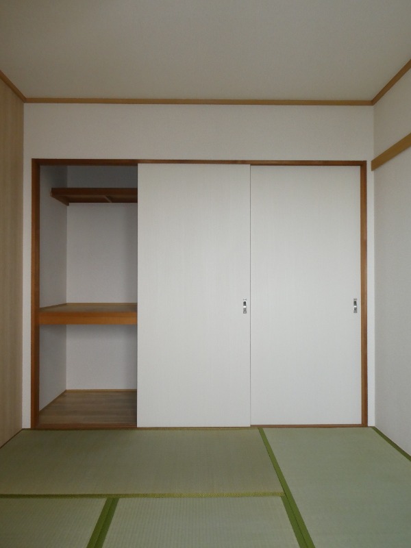 収納　和室の収納はたっぷり入ってお部屋すっきり◎