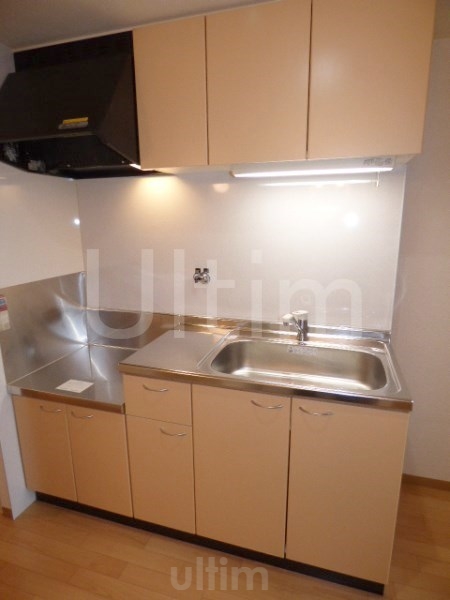 キッチン　違うお部屋の写真です。ご参考までに
