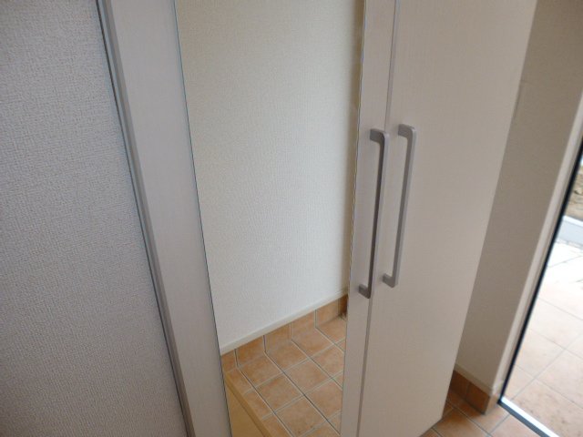 玄関　シューズボックス