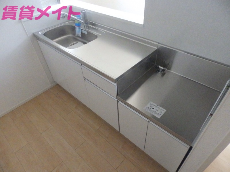 キッチン　同型タイプの画像です
