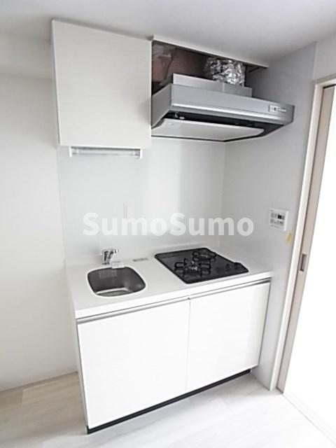 キッチン　コンパクトなキッチンで掃除もラクラク