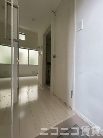 玄関　別号室イメージの為、現状を優先致します。