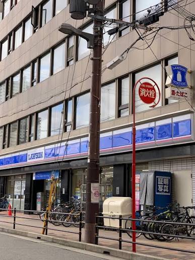 コンビニ　ローソン尼崎駅前店（コンビニ）まで379m