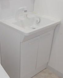 洗面設備　使いやすい洗面所です