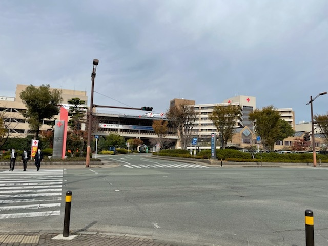 病院　熊本赤十字病院（病院）まで960m
