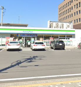 コンビニ　ローソンサテライト 名古屋入国管理局店（コンビニ）まで399m