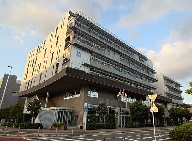 役所　横浜市港南区役所（役所）まで966m