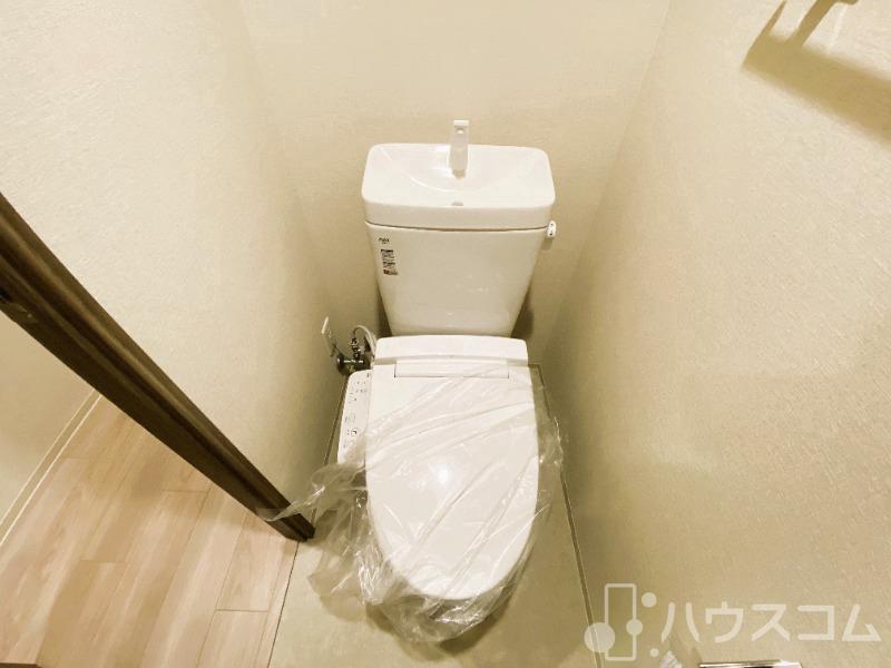 トイレ　冬場も安心の温水洗浄便座！