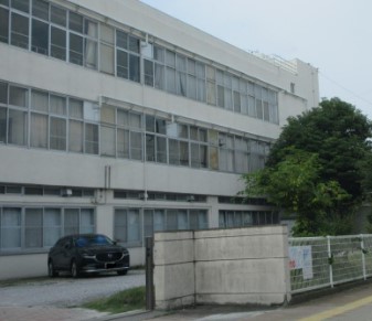 小学校　彦根市立城東小学校（小学校）まで1136m