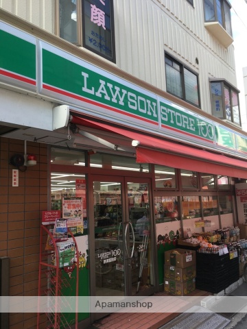 コンビニ　ローソンストア１００（コンビニ）まで107m