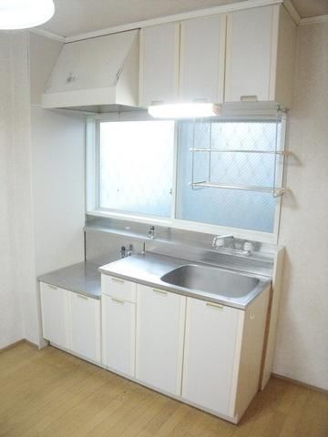 キッチン　２口ガスコンロ設置可能