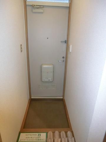 玄関　玄関は広さがあります