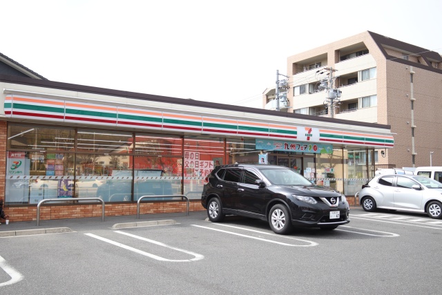 コンビニ　セブン-イレブン 名古屋勢子坊３丁目店（コンビニ）まで543m
