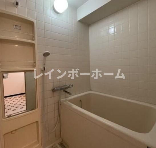 バス・シャワールーム　お風呂です