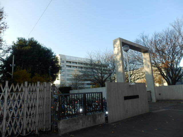 大学・短大　武蔵野美術大学（大学・短大）まで542m