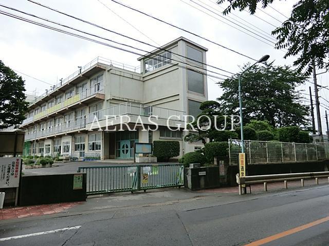 小学校　桶川市立加納小学校（小学校）まで834m