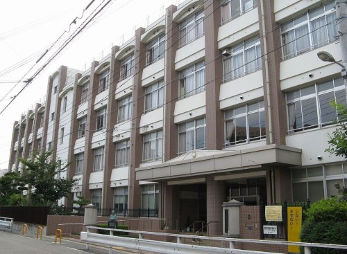 小学校　柏里小学校（小学校）まで400m