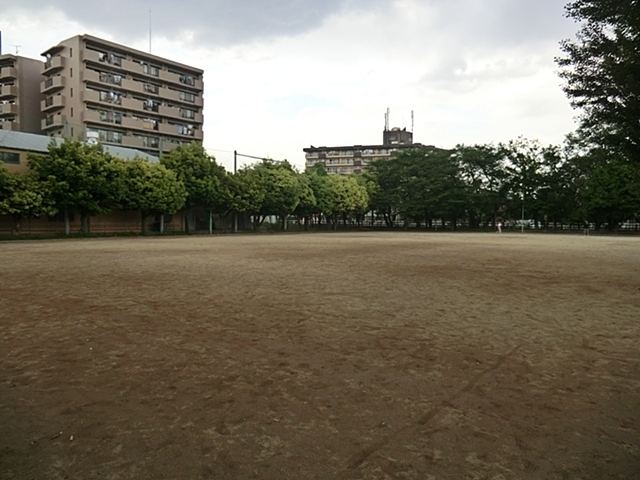公園　公園（公園）まで600m