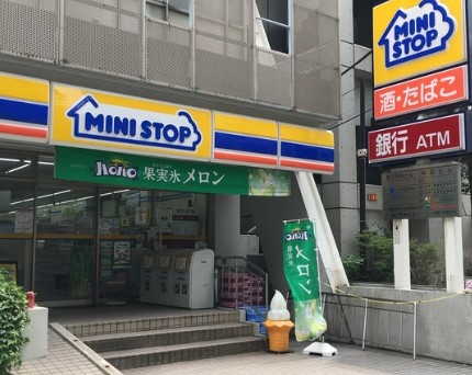コンビニ　ミニストップ 代々木2丁目店（コンビニ）まで292m