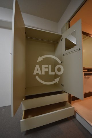 収納　カセッティ新町　クローゼット