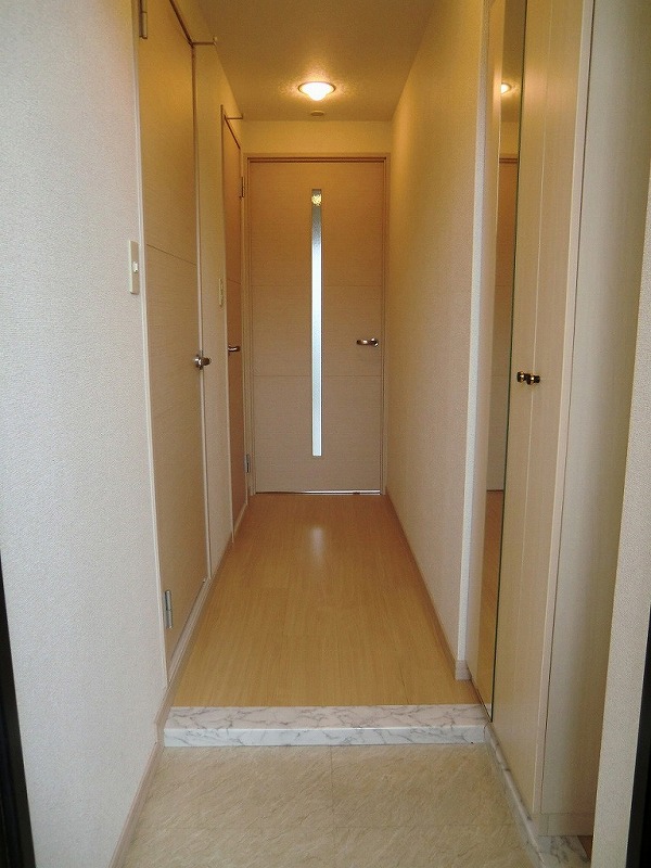 玄関　・別号室参考写真