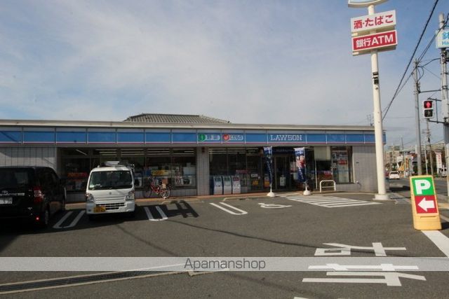 コンビニ　ローソン池田鉢塚二丁目店（コンビニ）まで344m