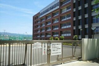 高校・高専　日本大学三島高等学校（高校・高専）まで850m