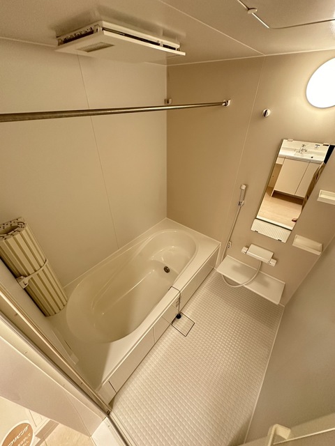 バス・シャワールーム　別部屋参考写真です