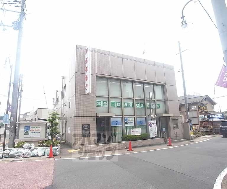 銀行　京都銀行 嵯峨支店（銀行）まで1000m
