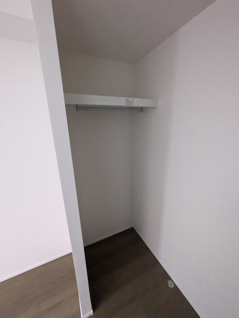 収納　※通電前の写真です