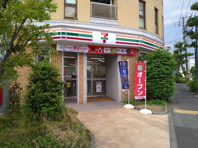コンビニ　セブンイレブン世田谷羽根木２丁目店（コンビニ）まで218m